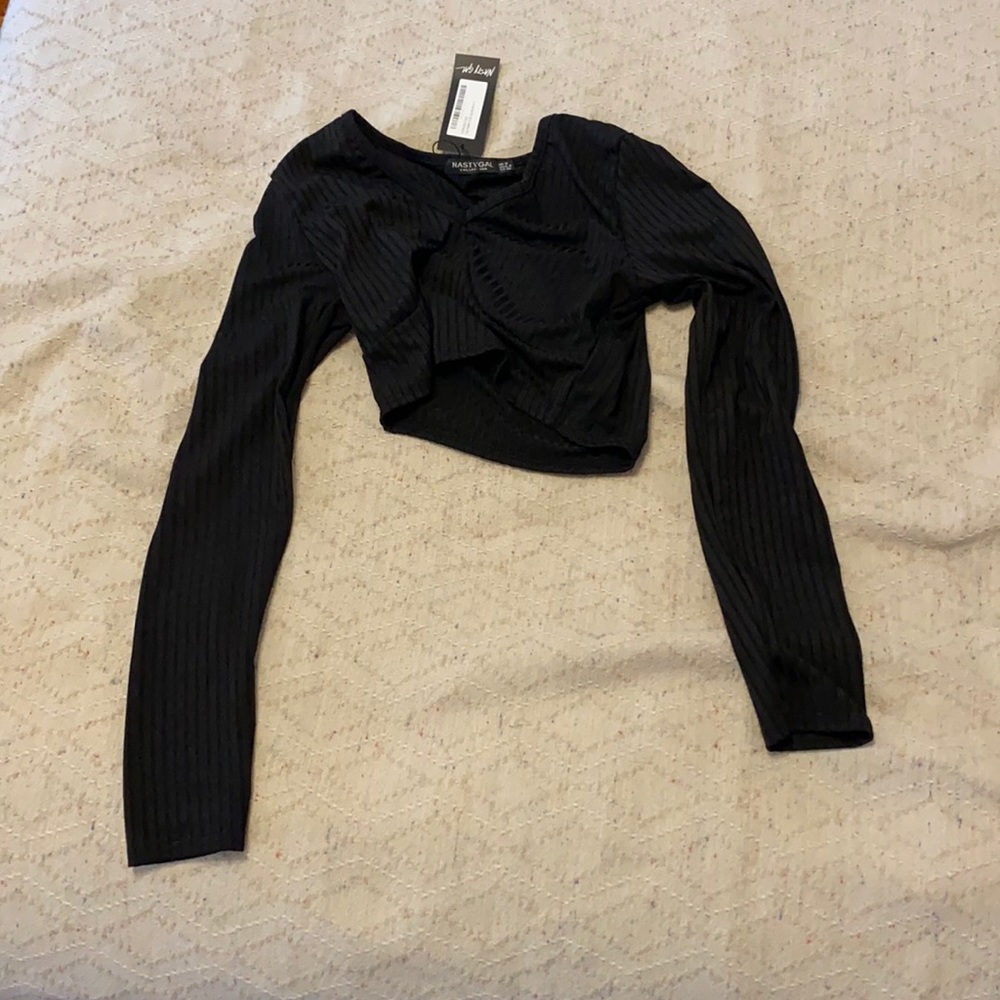 Nasty gal cup detail crop